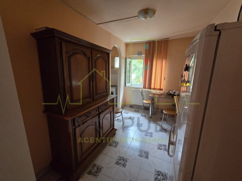 Bucovina, decomandat, model mare, mobilat si utilat.